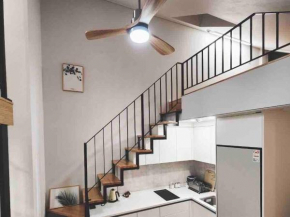Hongdae 10mins, HapJeong 5mins, AirportBUS 5mins, Largo House SEOUL- Foreigner only